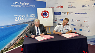 La Marine nationale et France Cyber Maritime signent une convention de coopération