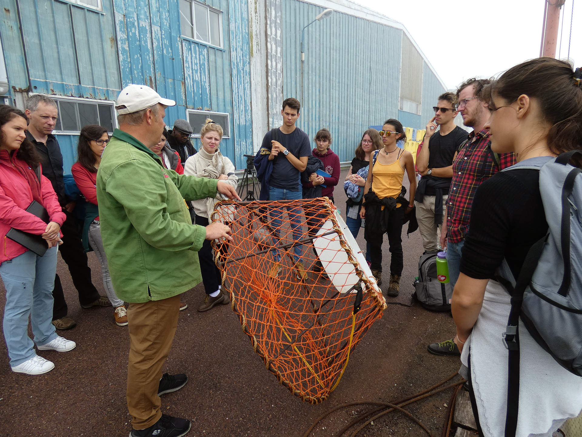 Rencontre avec un pêcheur lors de l'université d'été de l'IFQM