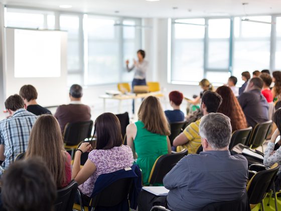 Appel d'offre : stratégie marketing pour les formations de la communauté